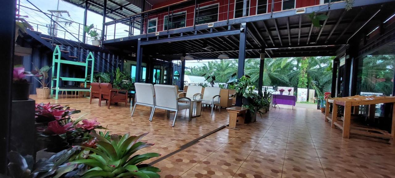 Kipbox Hotel Транг Екстериор снимка